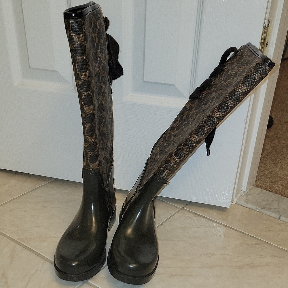 Black and Brown Winter Rain Boots with Waterproof Material